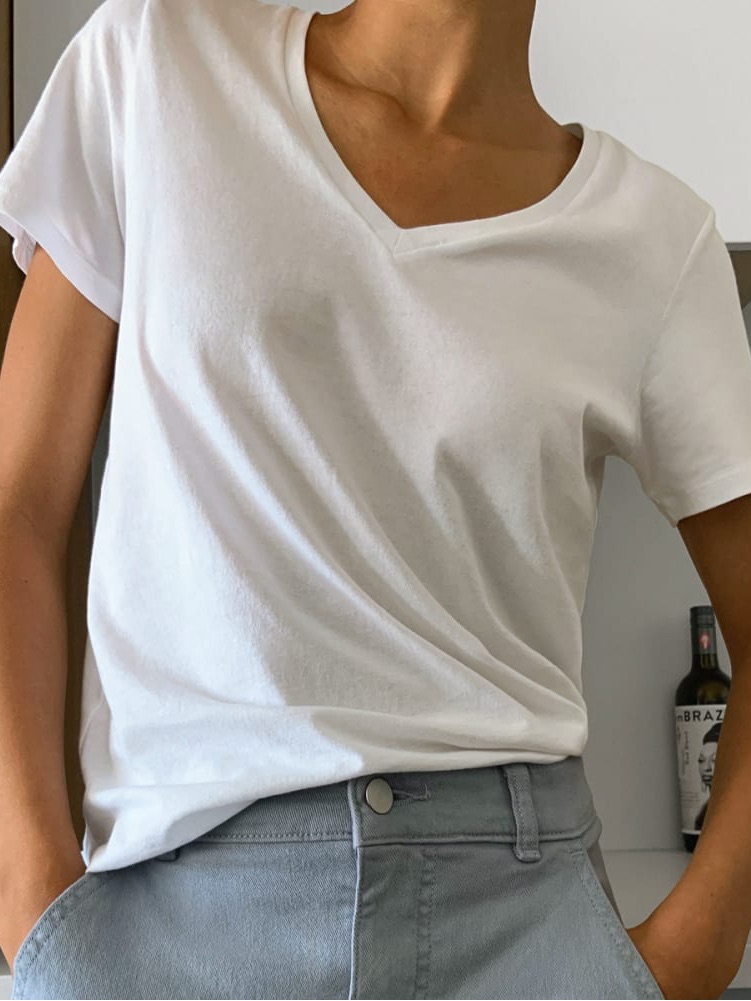 Everlane The Organic Cotton V-Neck Tee